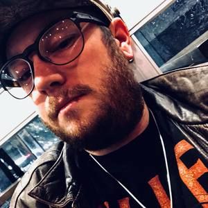 Meet your Posher, Jason